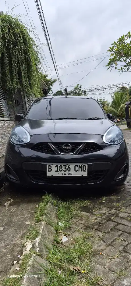 Nissan march 2014