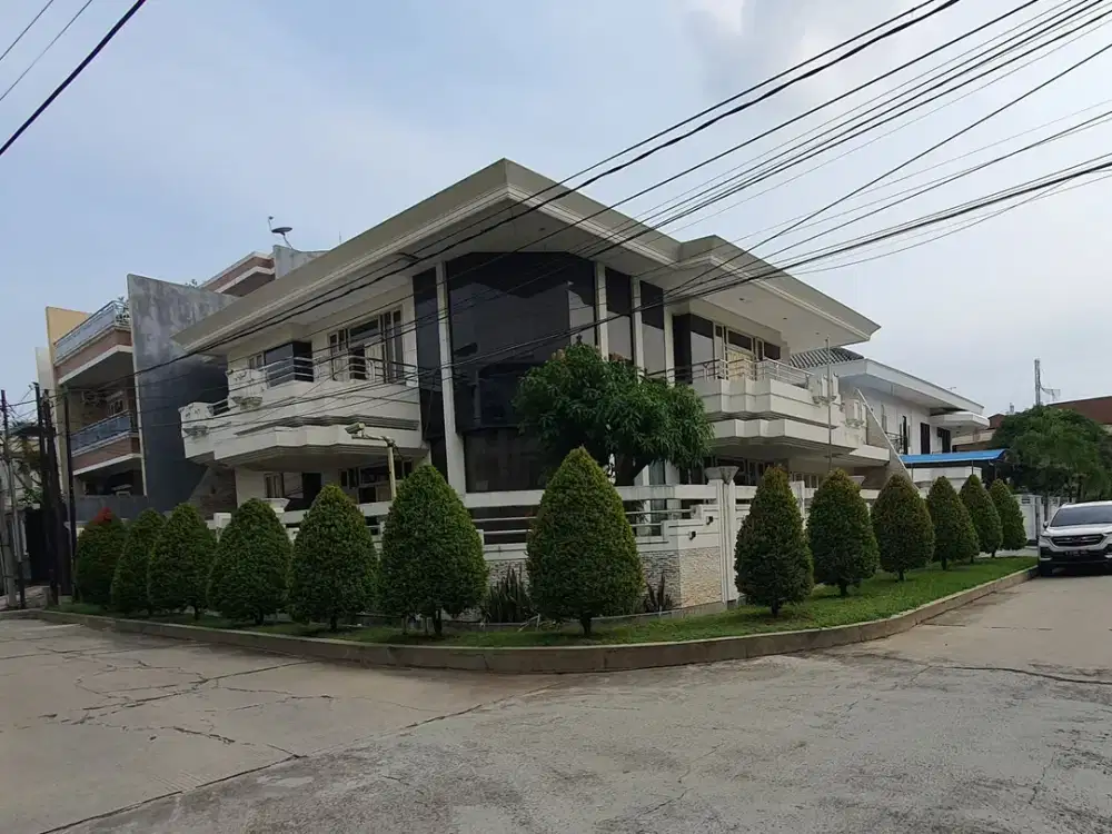 Dijual Rumah Bagus Pluit Putri LT 516 LB 850 Posisi Hook Jalan Lebar Lokasi Strategis Hrg Menarik