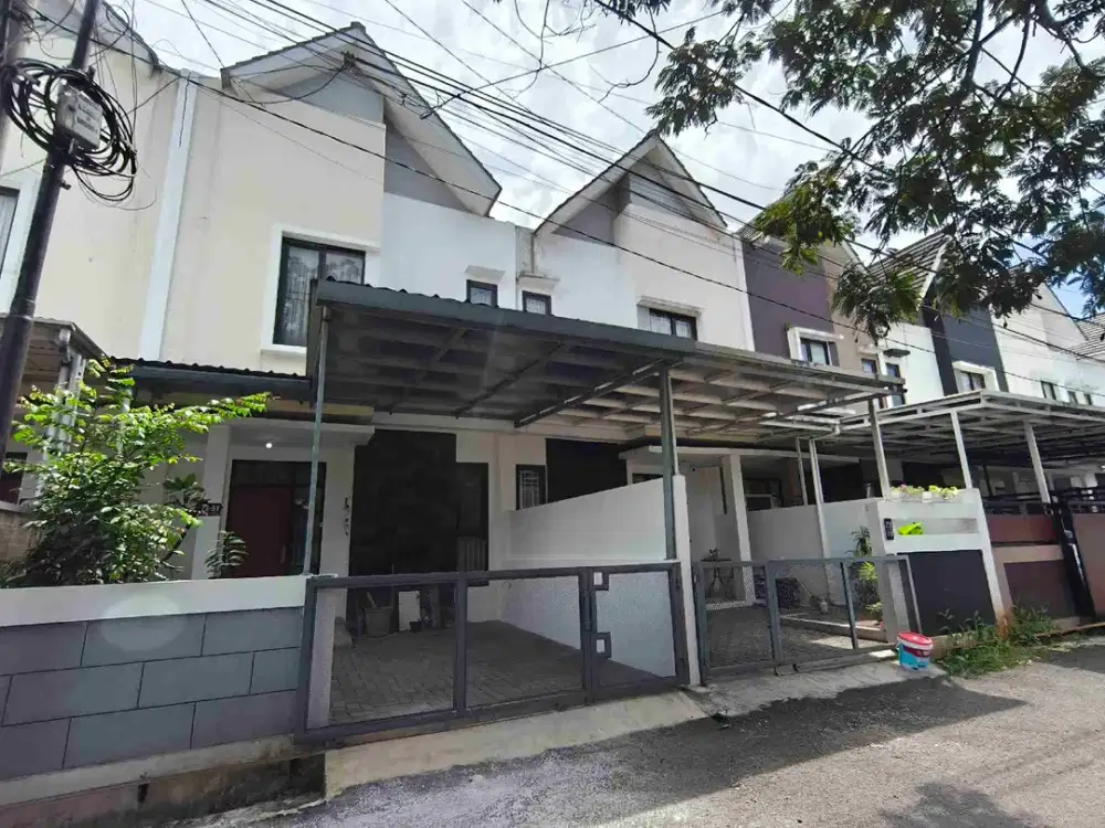 Dijual rumah dalam cluster di Jl raya cipamolan