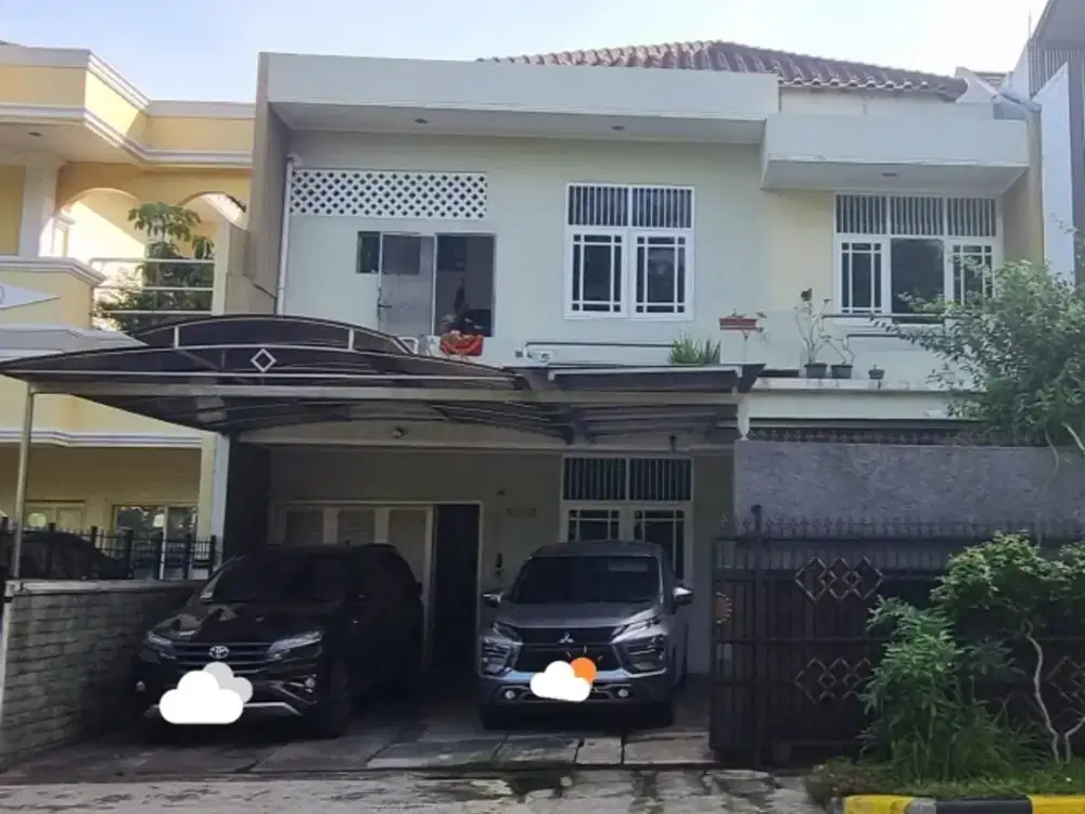 Disewakan Rumah Bagus Siap Huni 2 lantai di Intercon Kebon Jeruk