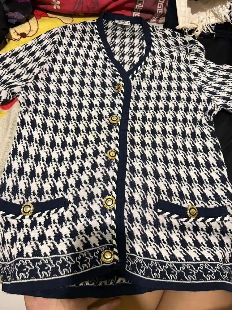 HOUNDSTOOTH NAVY PUTIH RAJUT TEBAL