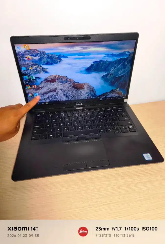 Laptop Dell 5400 Core i5 Gen8 Touchscreen Slim Keyboard Backlight