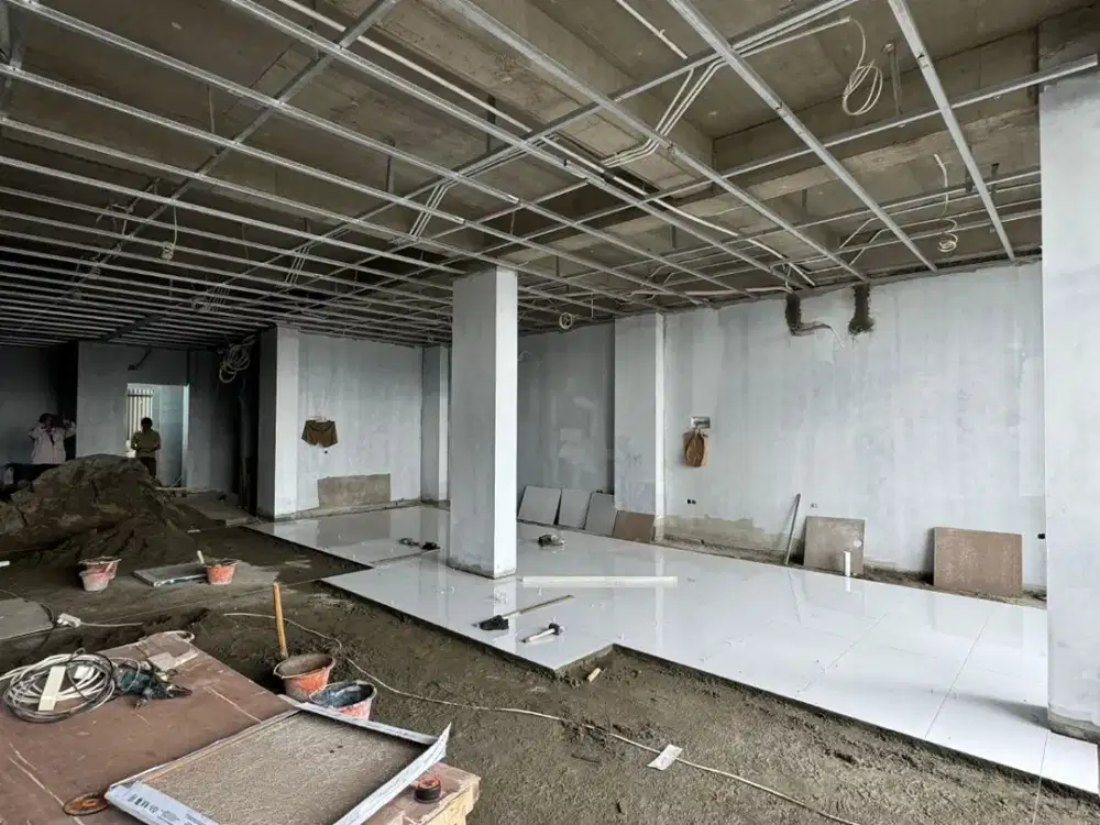 Disewakan Ruang Usaha dan Kantor di Gedung Baru di Jalan Raya Pondok Kelapa Tersedia beberapa pilihan