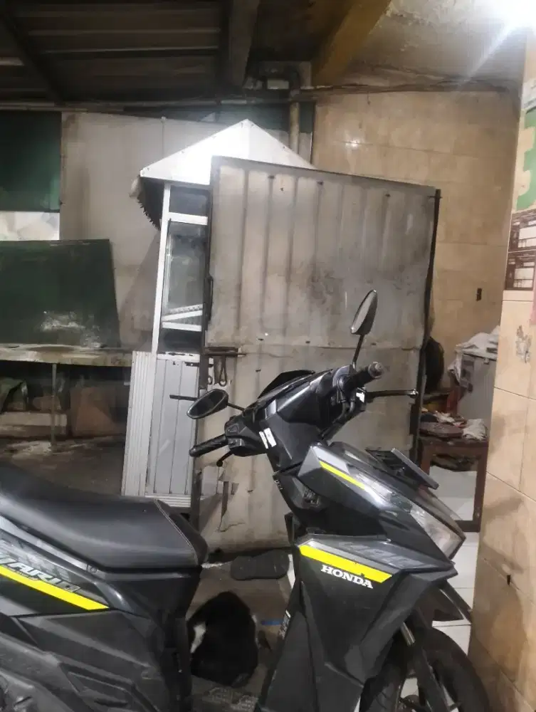 Jual atau di kontrakan