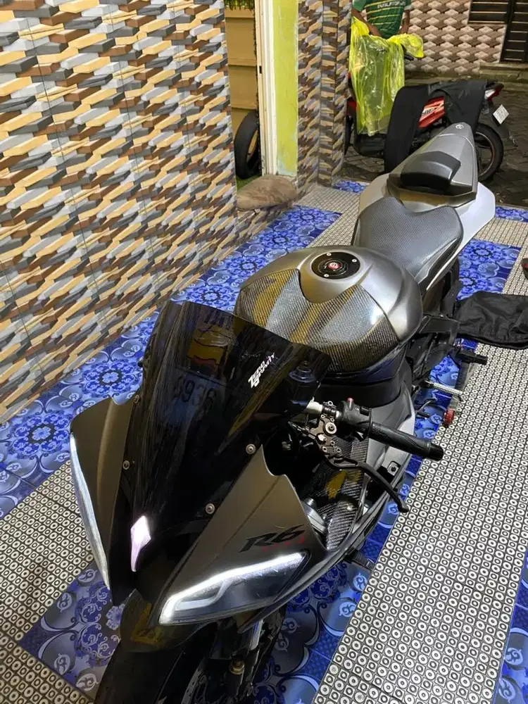 Yamaha R6 2012. Mulus. Tinggal pakai. Normal. Tidak ada PR