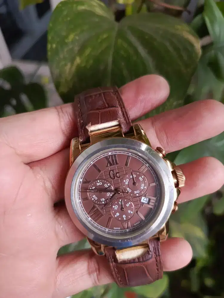 Jam Guess Collection GC14501G Chronograpp mesin Swiss mulus normal