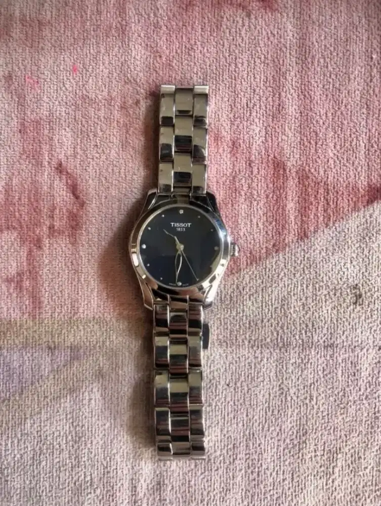 Jam tangan wanita tissot ori T112