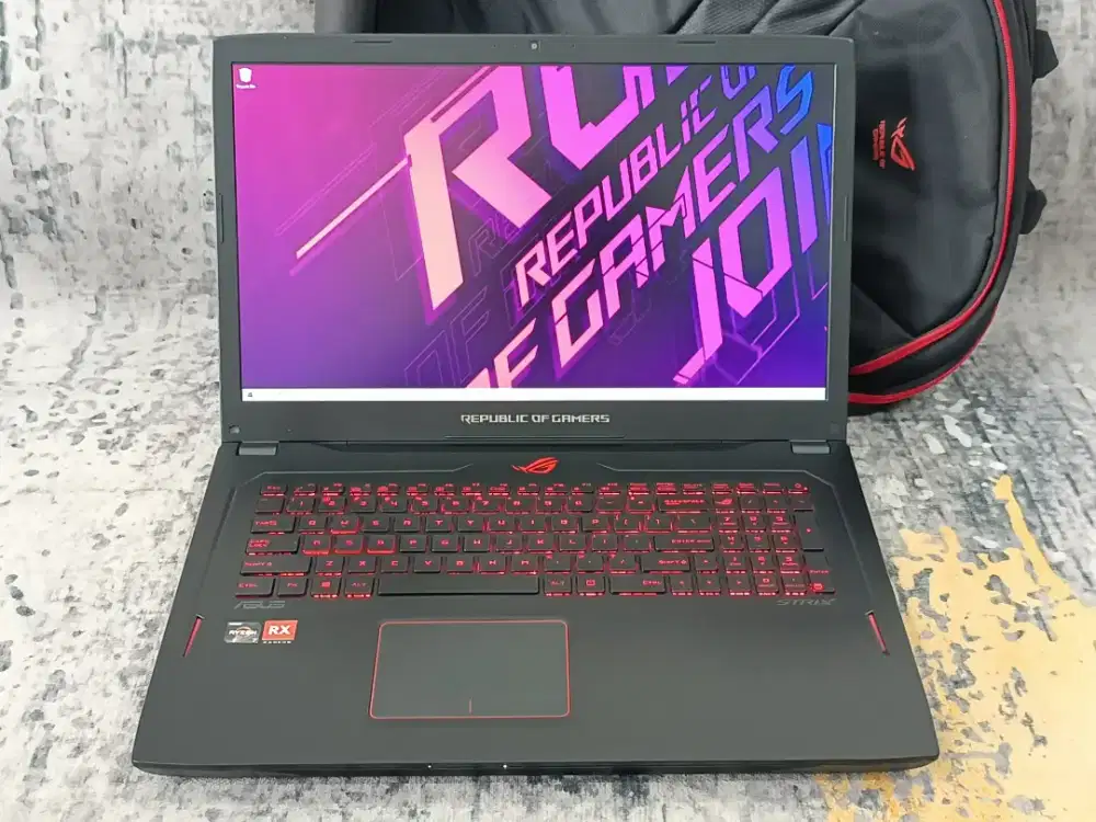Asus ROG Strix GL702ZC Ryzen 7-1700 16GB 256GB 1TB RX 580 4GB 17 FHD