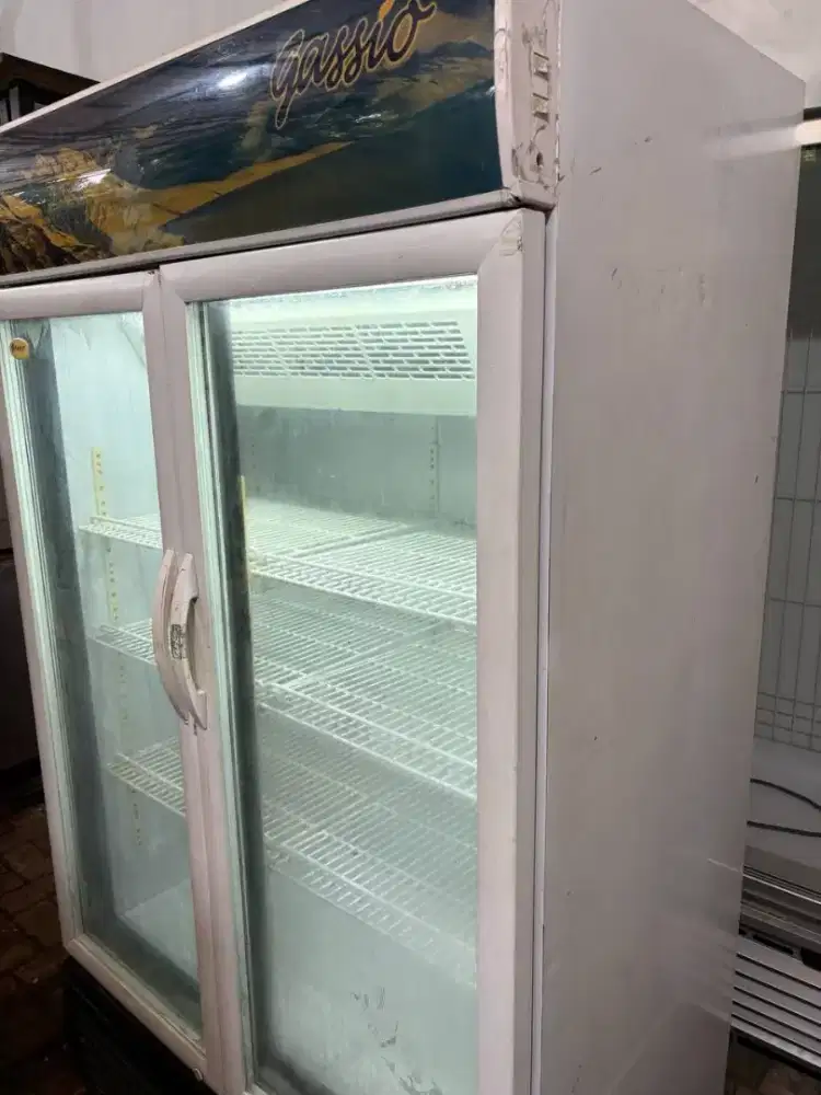 showcase glacio 688L
harga 4,5jt