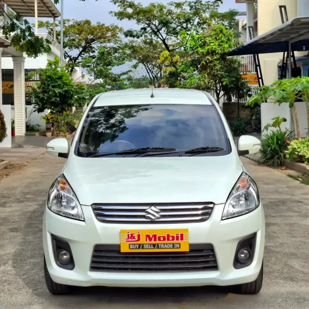 ISTIMEWA ODO 30 RIBU RECORD SUZUKI ERTIGA GX MT 2013 PUTIH