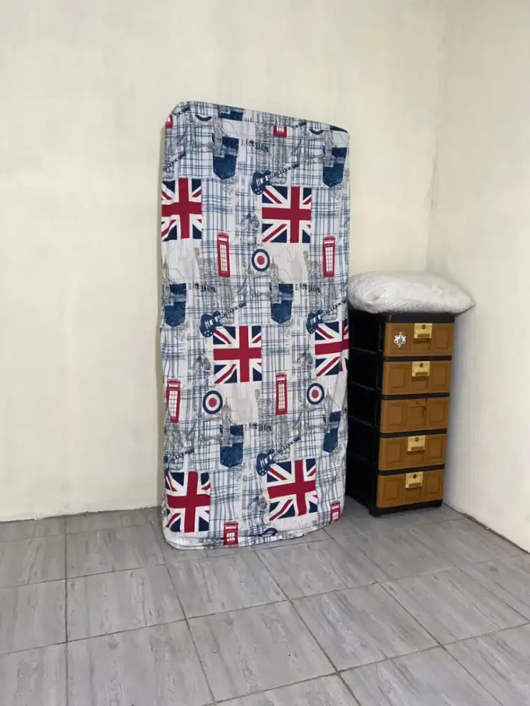 Di sewakan kost-an di Curug rawa kalong