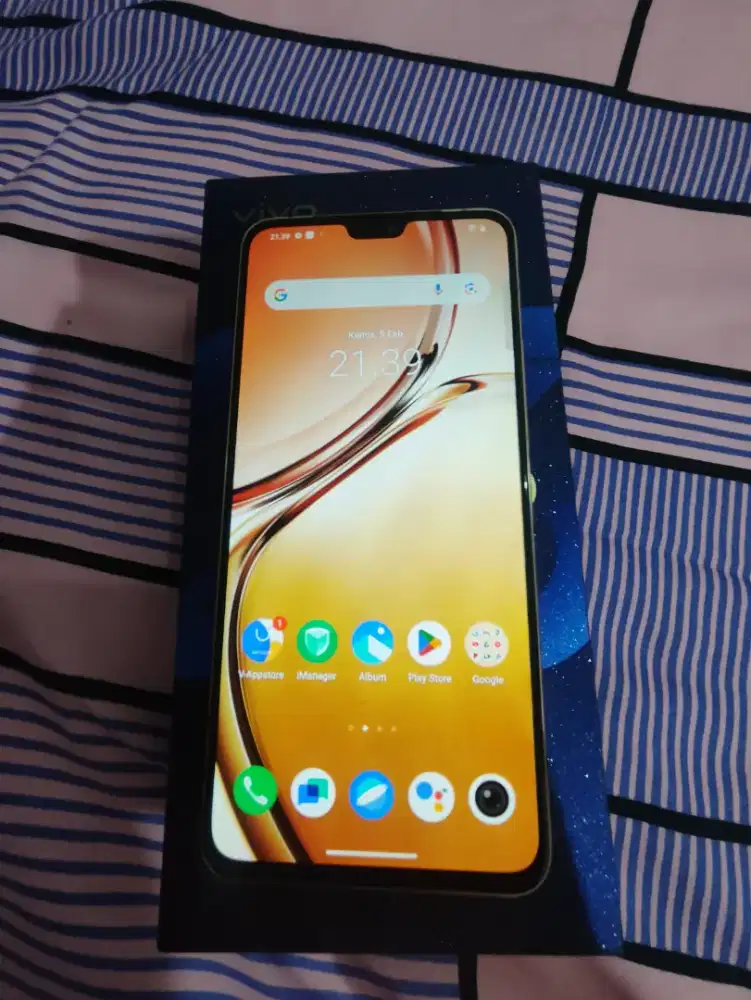 Hp 2nd Vivo V23 5G 8/128 Gold Fs