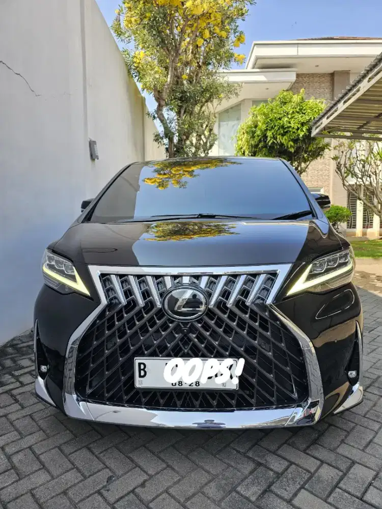Lexus LM350 VIP Seater 2+2 km 8rb 2023 antik tt alphard modelista