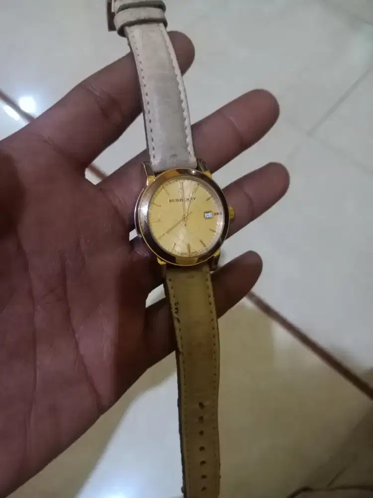 Jam tangan Burberry original