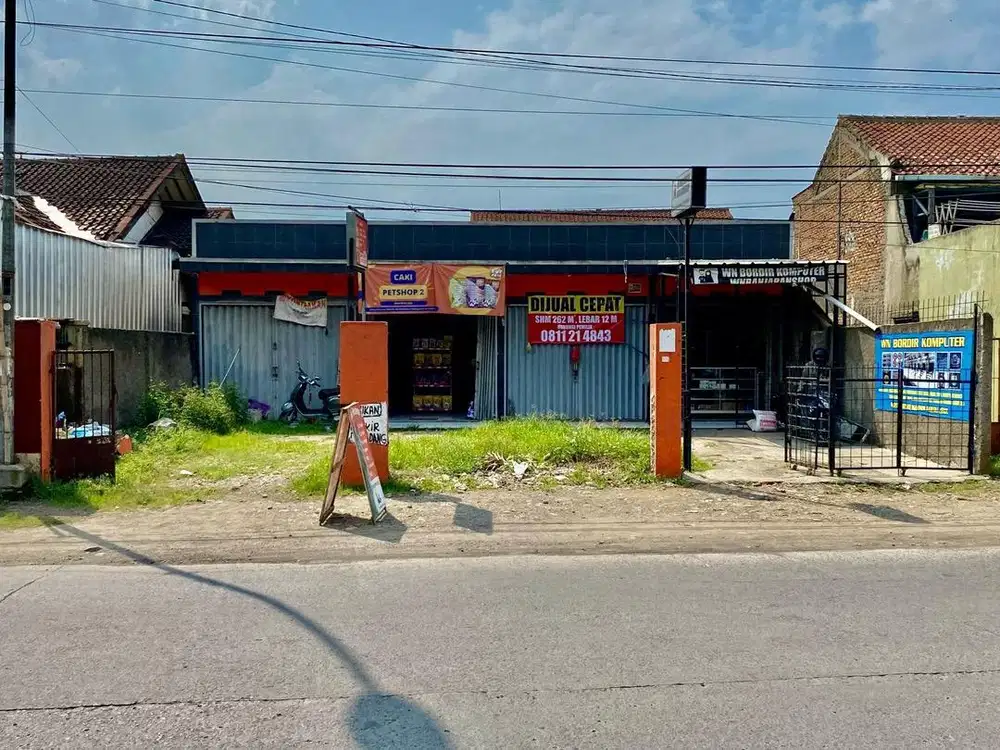 DIJUAL CEPAT TANAH & BANGUNAN PINGGIR JALAN RAYA BANJARAN