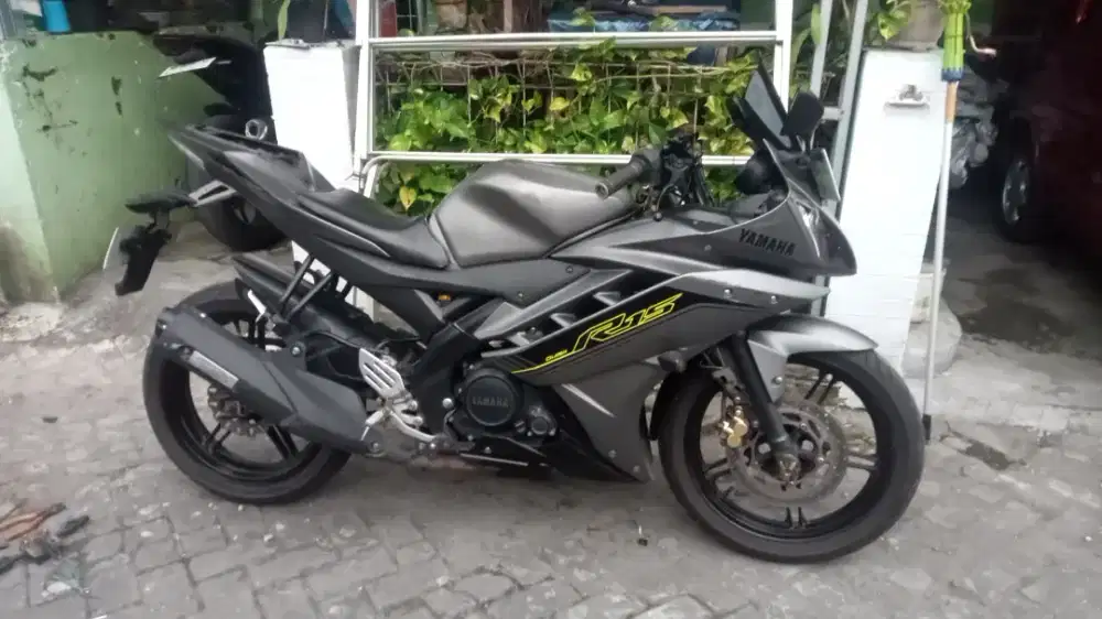 Jual yamaha R15v2 tahun 2016