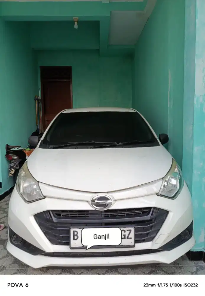 Dijual Sigra mobil paling irit