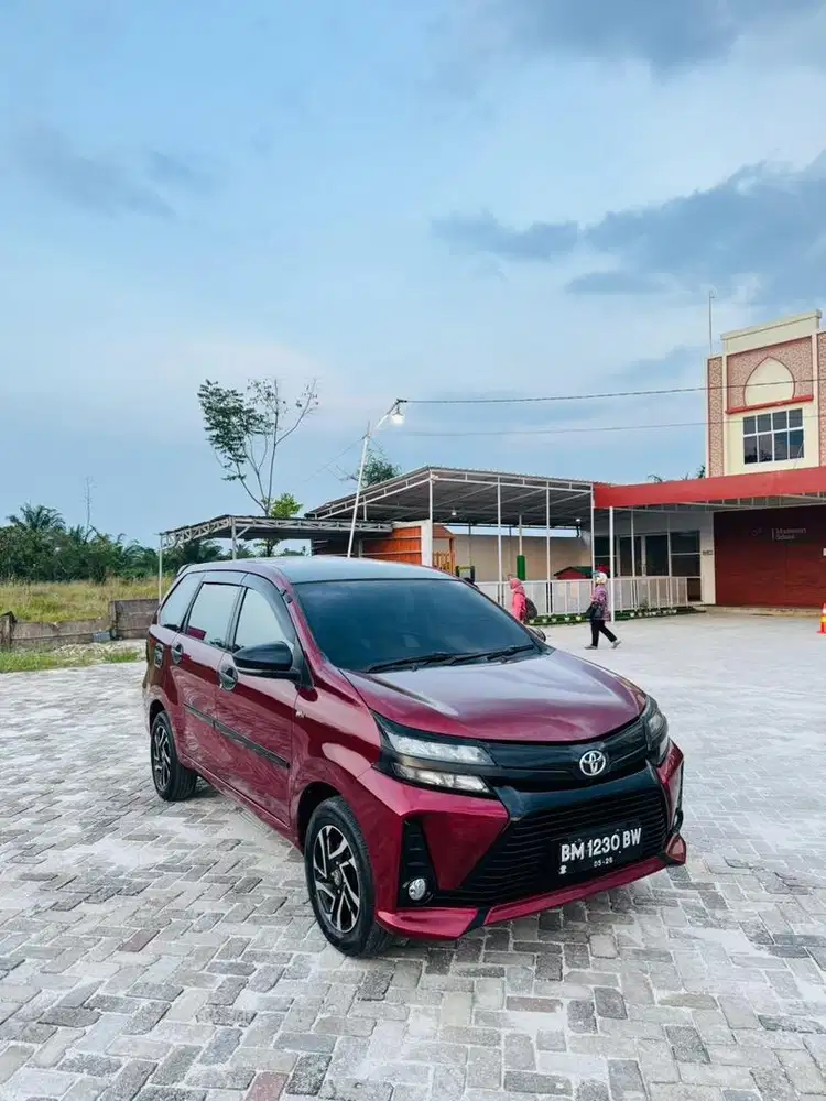 Xenia R Tampilan Veloz