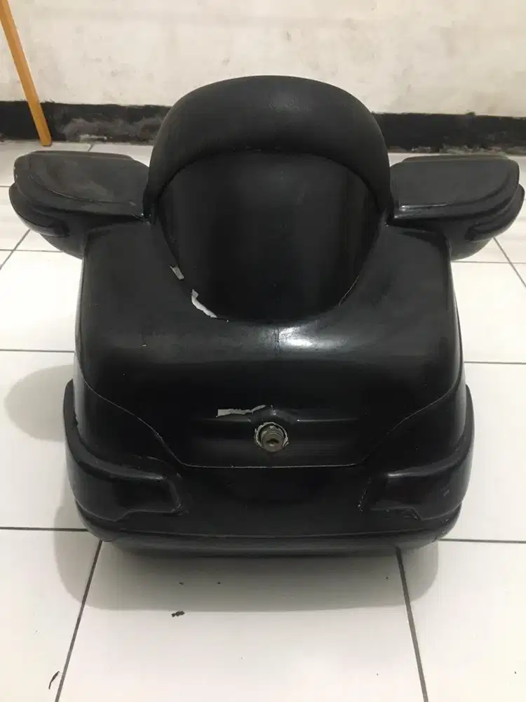 Top box belakang NMax Old