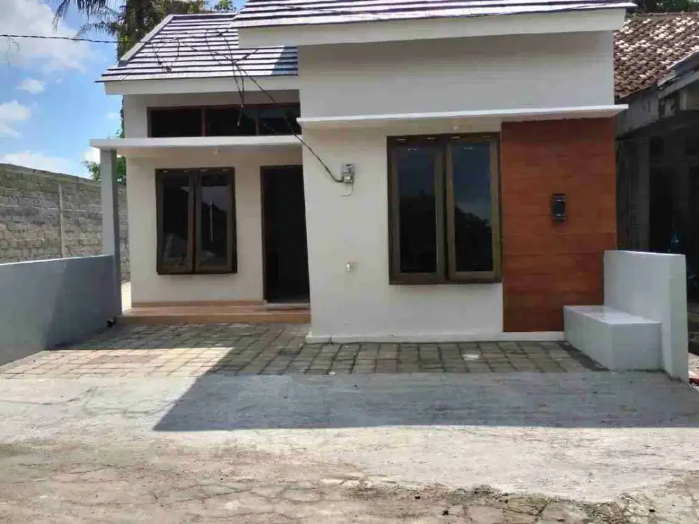 RUMAH SUOER MURAH SIAP HUNI SELATAN RSUD PRAMBANAN SLEMAN