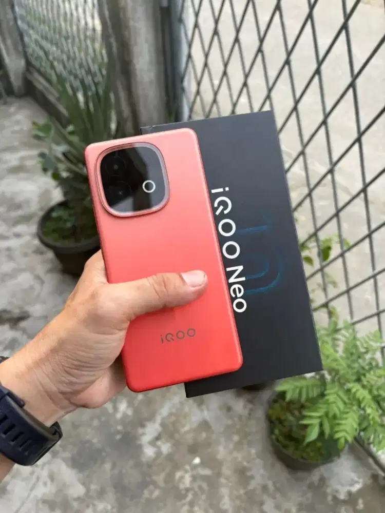 Iqoo Neo10 5G 12/256 Garansi Resmi Agustus 2026