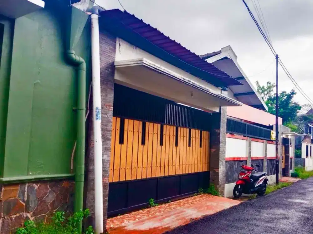 Rumah Second Nyaman di Tengah Kota Solo