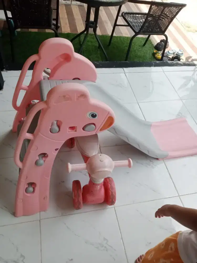 Dijual Perosotan Anak jarang dipakai