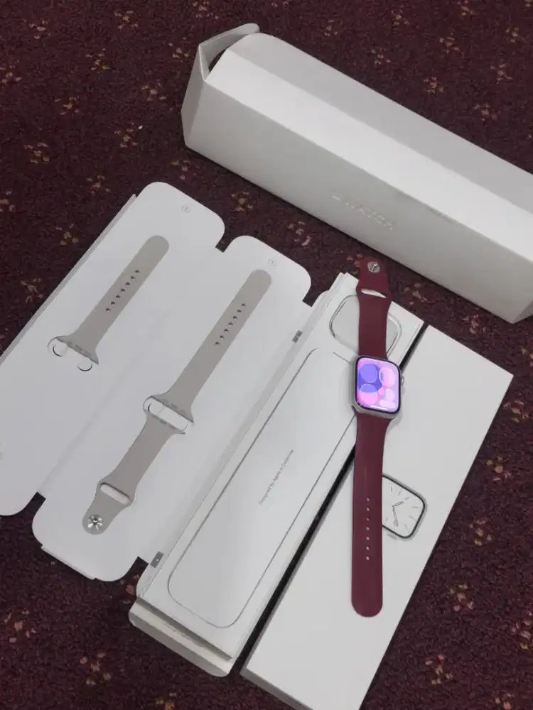 Apple watch 7 45mm silver ibox fullset battrey 80