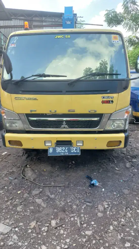 Dijual truck canter 136hdl thn 2020 crane 360 .5secsion k,x