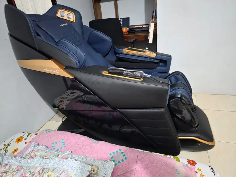 Kursi pijat advance ichiro grandia X