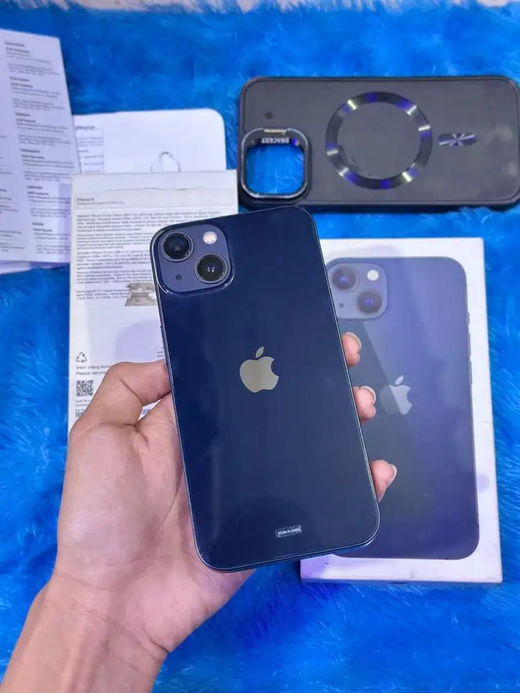 iPhone 13 128GB Resmi iBox Mulus Like New