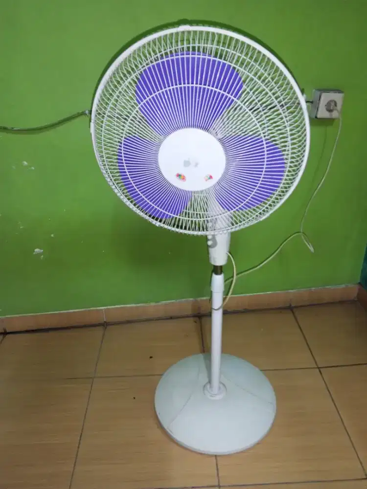 Kipas diri Kris 16inc Rp.160rb net no nego