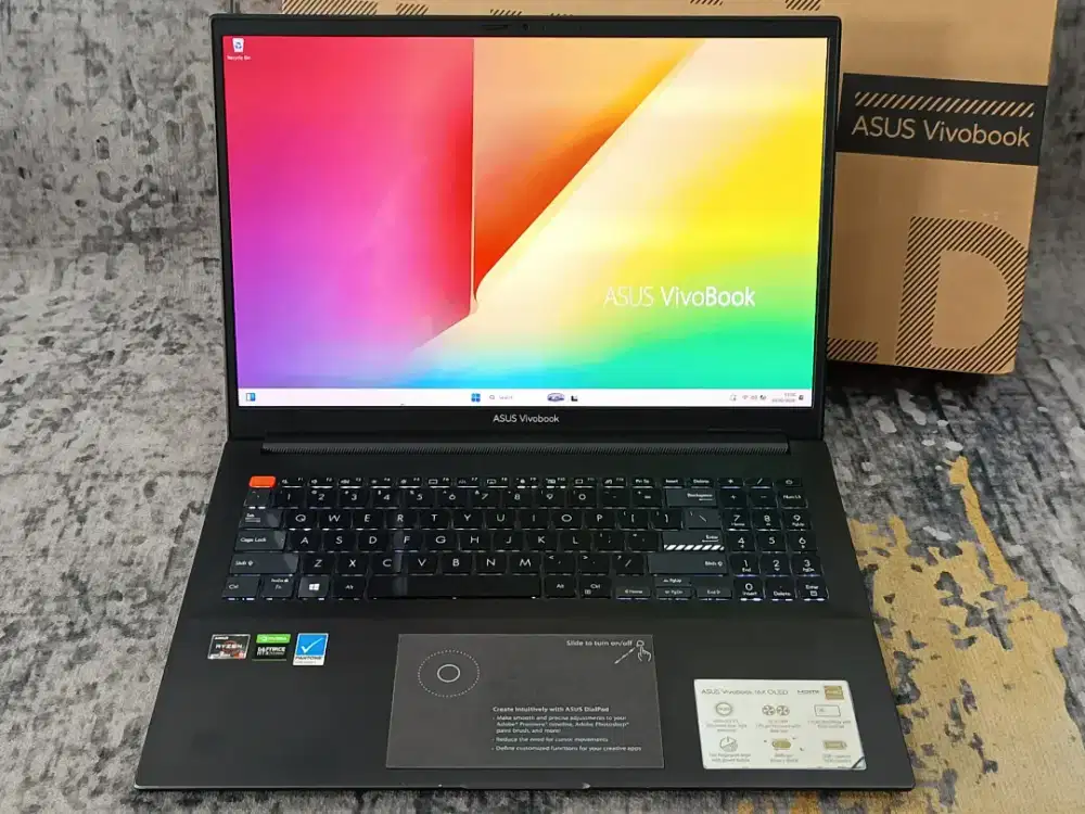 Asus ViVoBook 16x OLED 4K Ryzen 9-5900HX 16GB 1TB RTX 3050 Ti 4GB