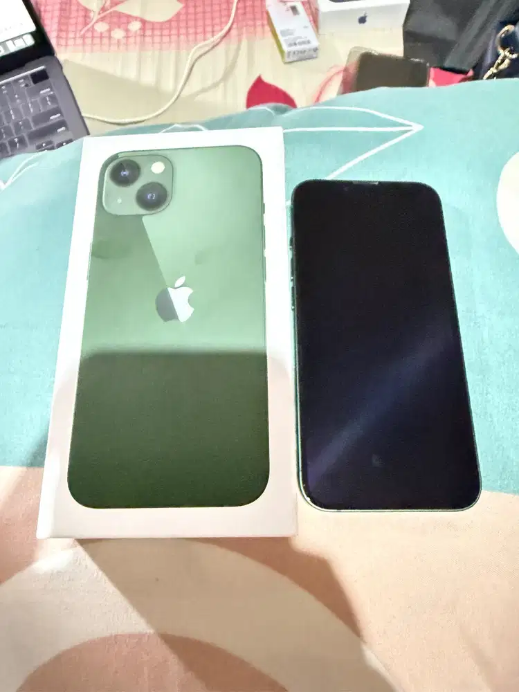 iPhone 13 Green 256GB – Like New | Fullset | Resmi iBox | Tangan Perta