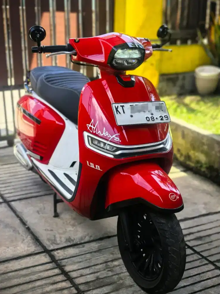 Benneli KeeWay Versilia 150 Retro Clasik Modern Mulus Mantap