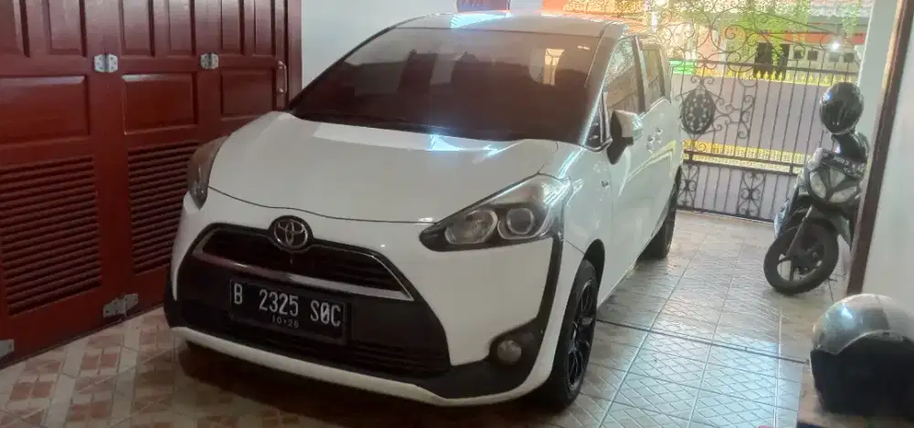 Dijual Cepat Toyota Sienta
