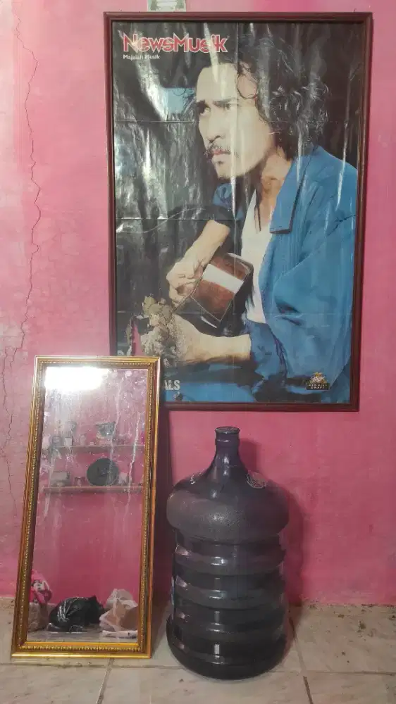 Kaca cermin ukuran 66 x 30 cm