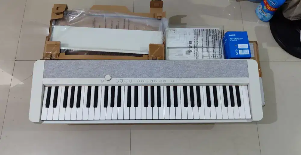 Casio CTS1 putih lengkap mulus, suara bagus