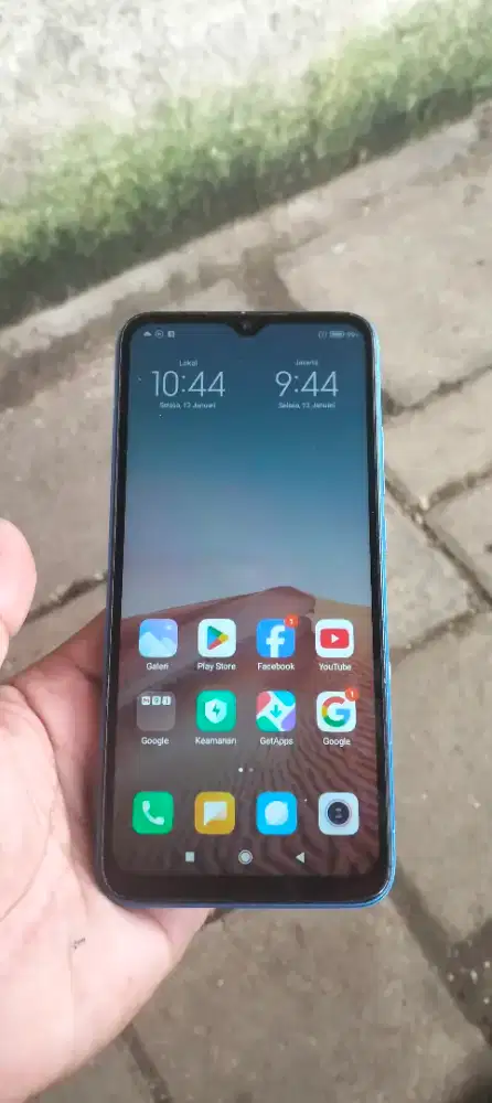 Xiaomi red mi 9A 4G LTE 2/32 batangan normal siap pakai