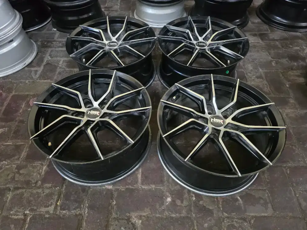 Velg HSR R17 Innova Reborn Zenix Hilux Camry Nav1 Voxy Alphard Rush