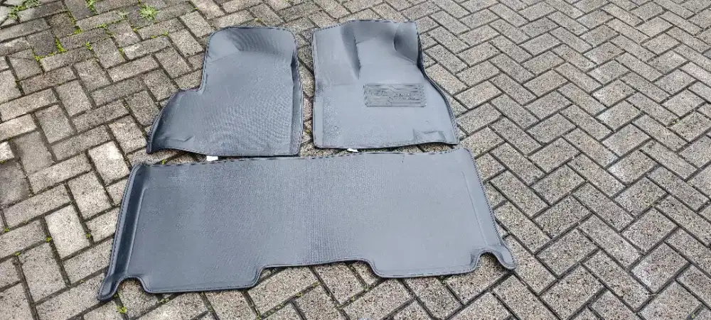 Karpet mobil 5D innova zenix