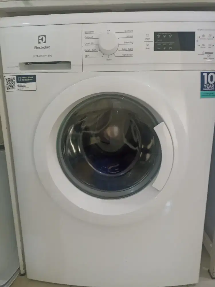 Mesin cuci electrolux front loading EWF8025 EGA/ EWF8025EGA