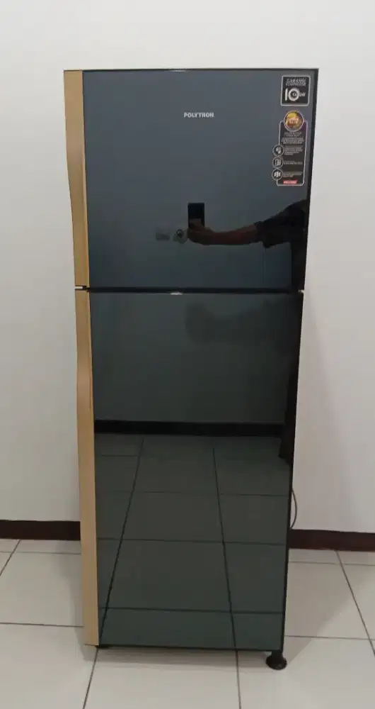 KULKAS 2 PINTU POLYTRON 220 LITER