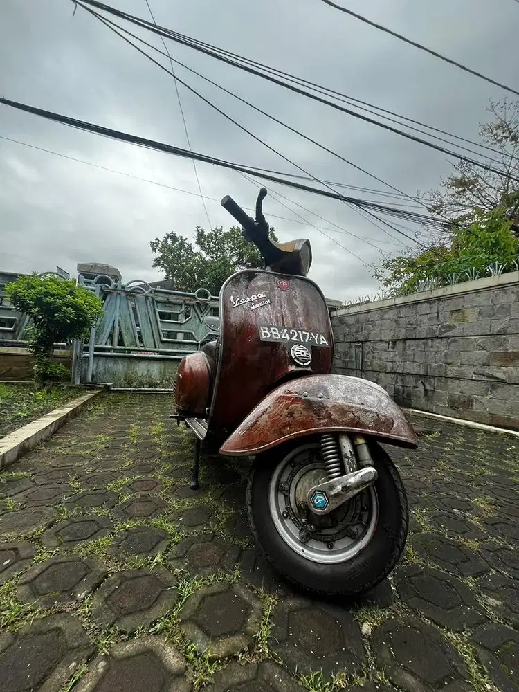 Jual vespa sprint seri gold thn 1972