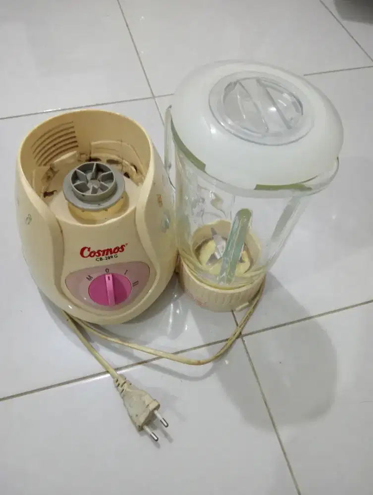 Mesin blender bahan makanan dan minuman