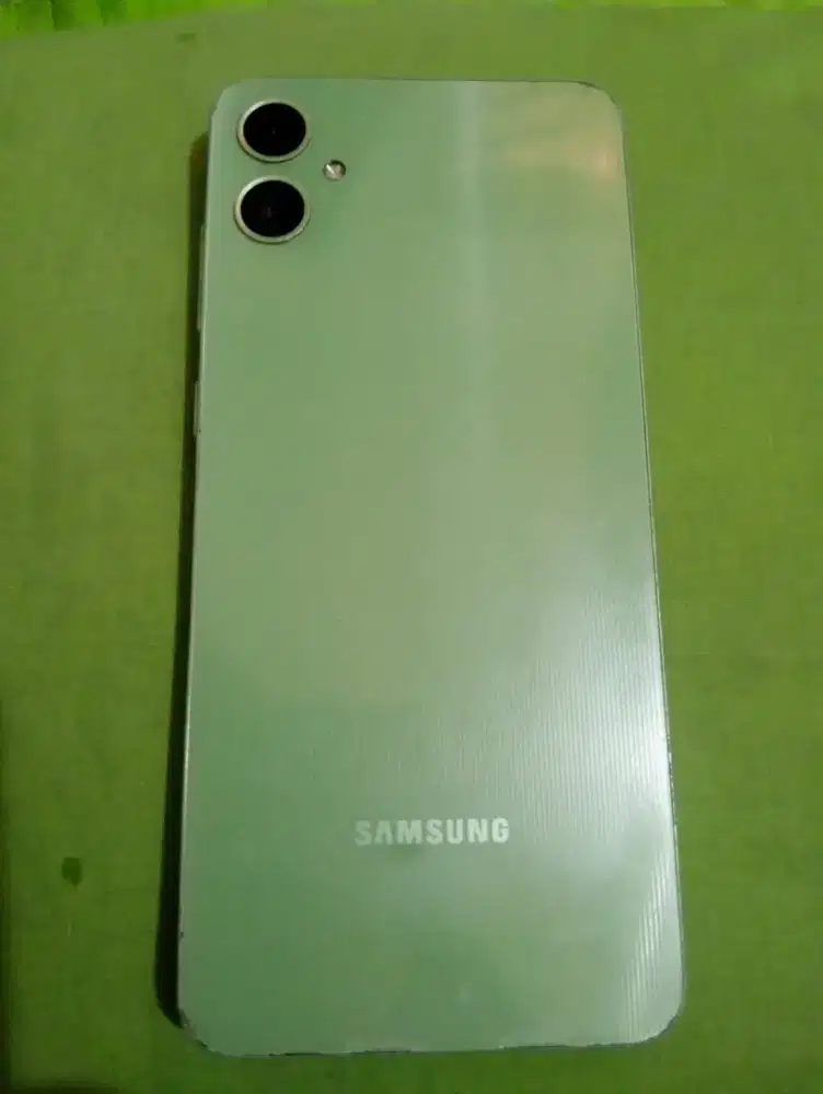 Samsung galaxy A05