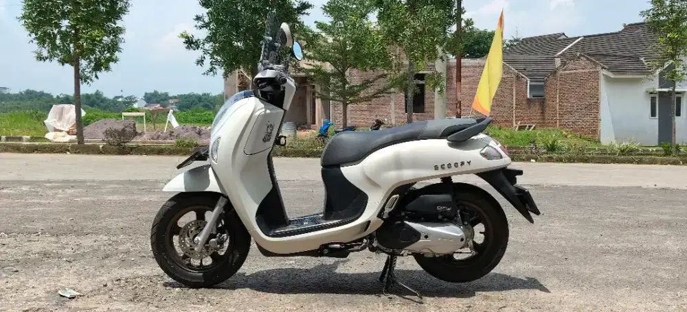 Honda Scoopy Prestige White 2025