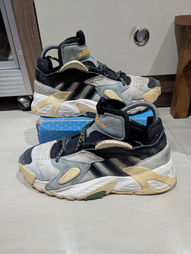 Sepatu Adidas streetball preloved size 41