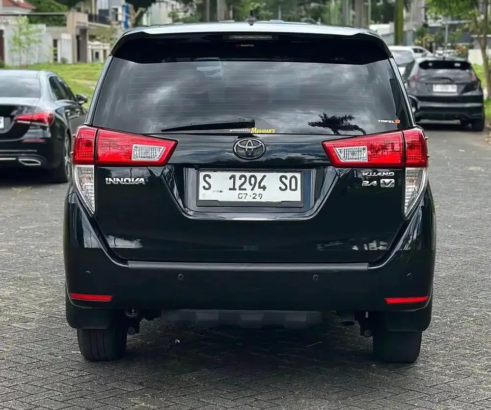 toyota kijang innova V 2.4 solar matic 2019 jatim