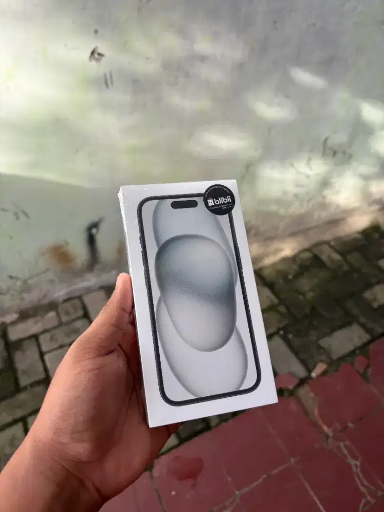 iPhone 15 128Gb iBox
